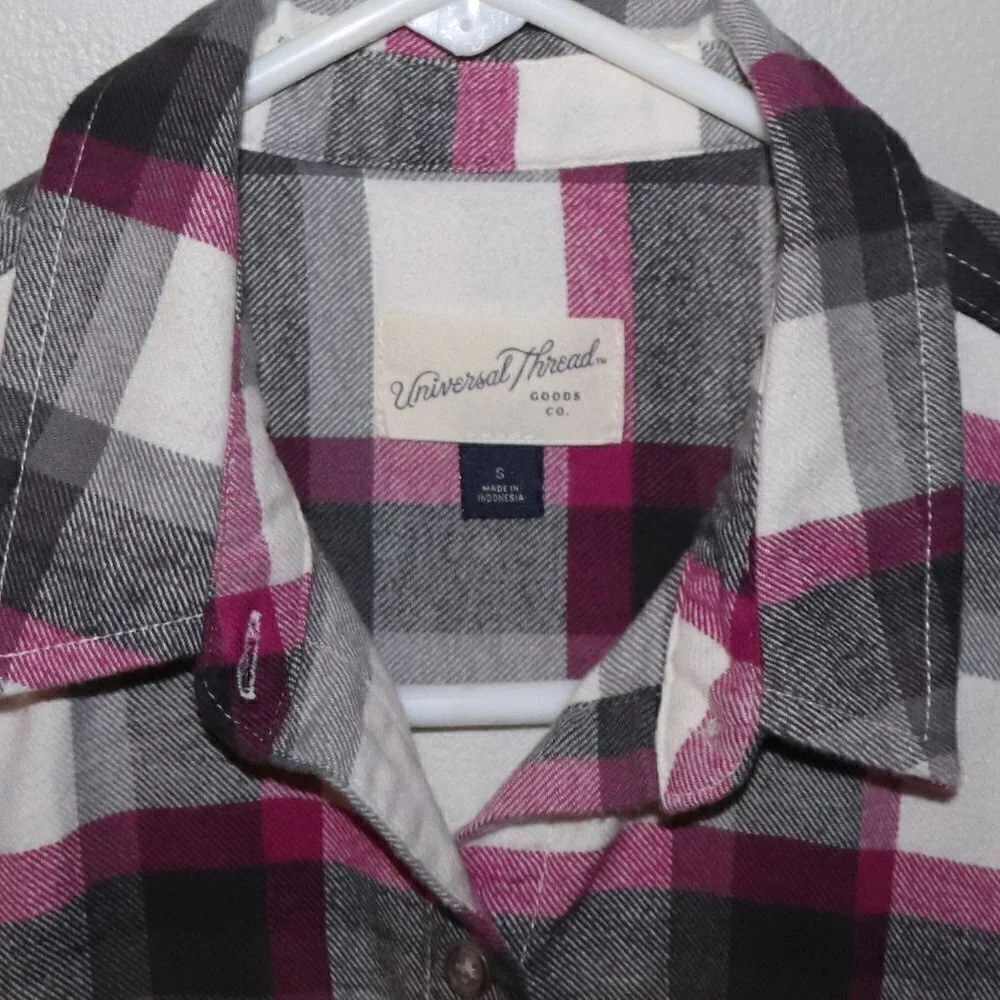 Universal Thread Flannel like Shirt Size S